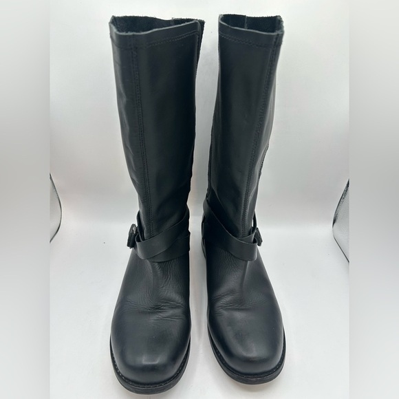 OluKai Black Pa'ia Buckle Pull On Suede Leather Boot Size 9 Bikercore Grunge - Picture 5 of 11